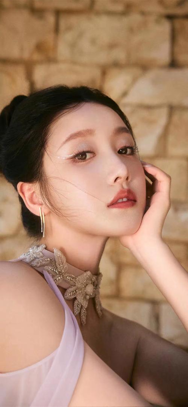 姜贞羽